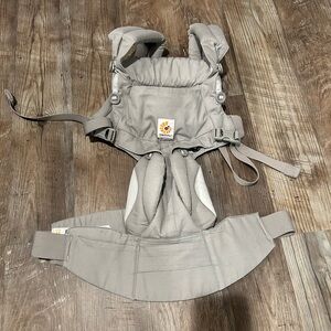 Ergobaby Omni 360